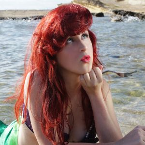 Cosplay de Ariel de la película La Sirenita hecho por Ariel Van De Kamp
